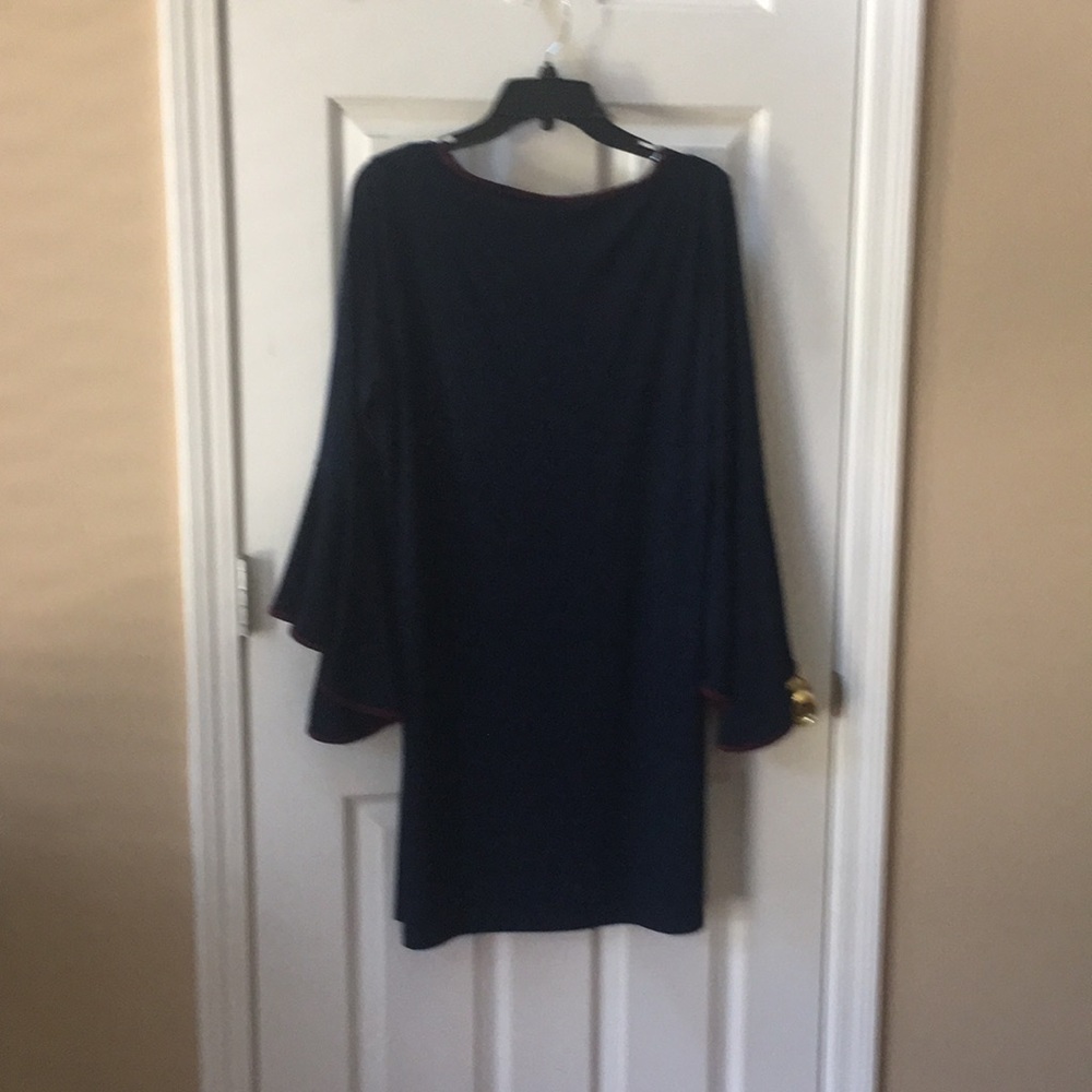 Dress - Picture 5 of 9
